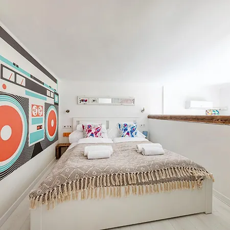 Charming & The Hidden Gem On Akacfa Str Διαμέρισμα *