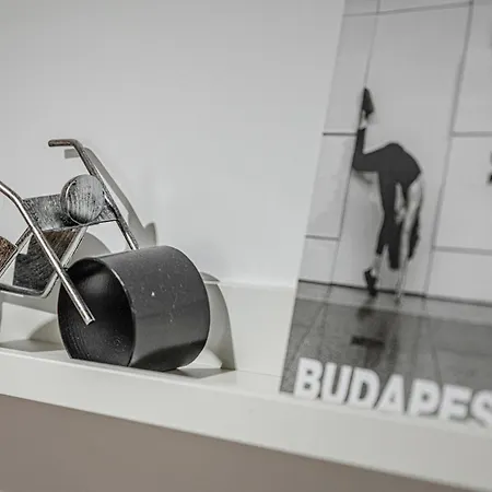 Charming & The Hidden Gem On Akacfa Str Βουδαπέστη