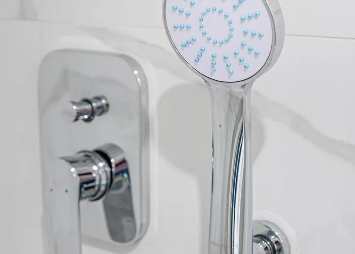 Apartament Charming & The Hidden Gem On Akacfa Str *