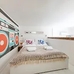 Charming & The Hidden Gem On Akacfa Str Appartement *