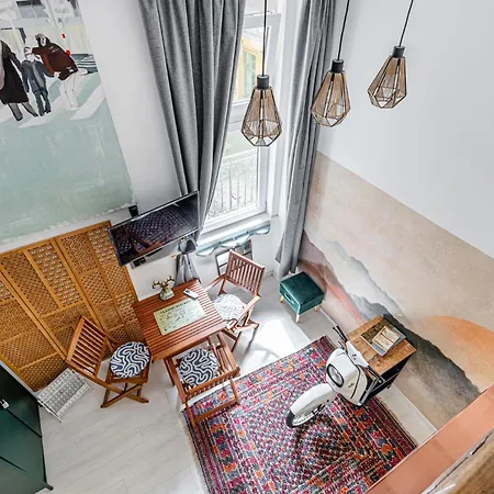 Apartment Charming & The Hidden Gem On Akacfa Str *